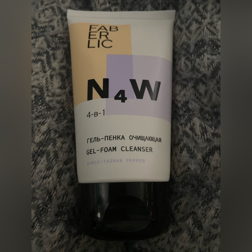 ⭐️ 3 for $22 - Faberlic N4W Gel-Foam Cleanser, Full Size